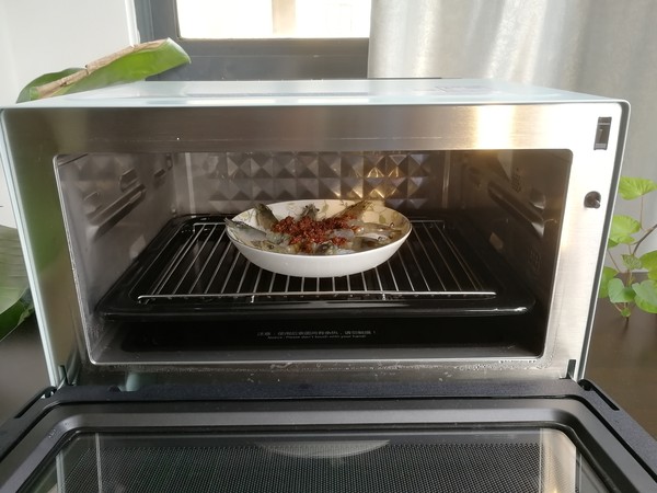 蒜泥粉絲蒸蝦的做法-蒜香味蒸菜譜-易網健康養(yǎng)生網 蒜泥粉絲蒸蝦的做法-蒜香味蒸菜譜