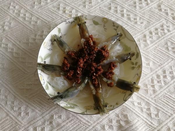 蒜泥粉絲蒸蝦的做法-蒜香味蒸菜譜-易網健康養(yǎng)生網 蒜泥粉絲蒸蝦的做法-蒜香味蒸菜譜