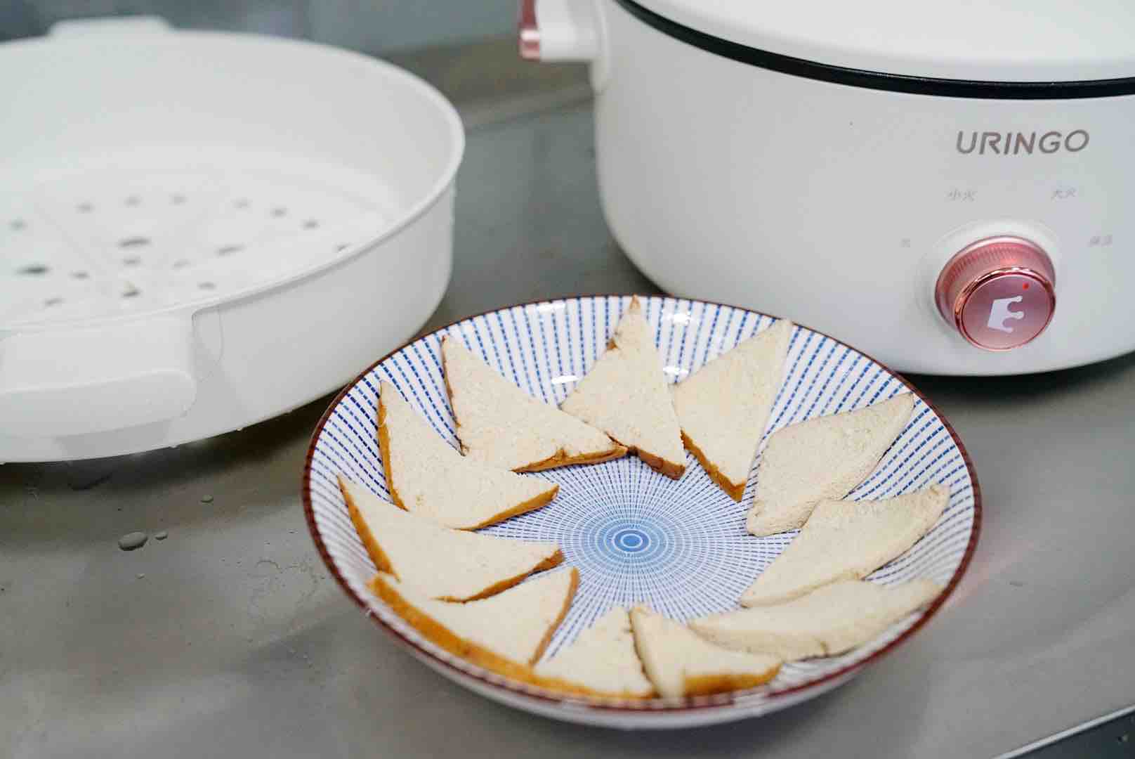 香干子蒸臘腸的做法-家常味蒸菜譜-易網(wǎng)健康養(yǎng)生網(wǎng) 香干子蒸臘腸的做法-家常味蒸菜譜