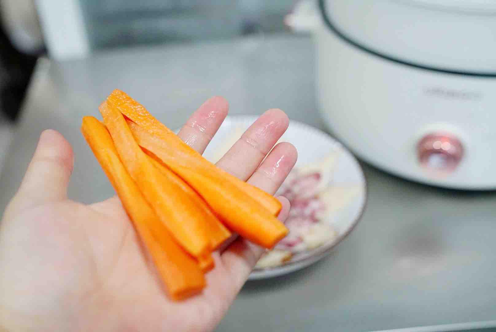 香干子蒸臘腸的做法-家常味蒸菜譜-易網(wǎng)健康養(yǎng)生網(wǎng) 香干子蒸臘腸的做法-家常味蒸菜譜