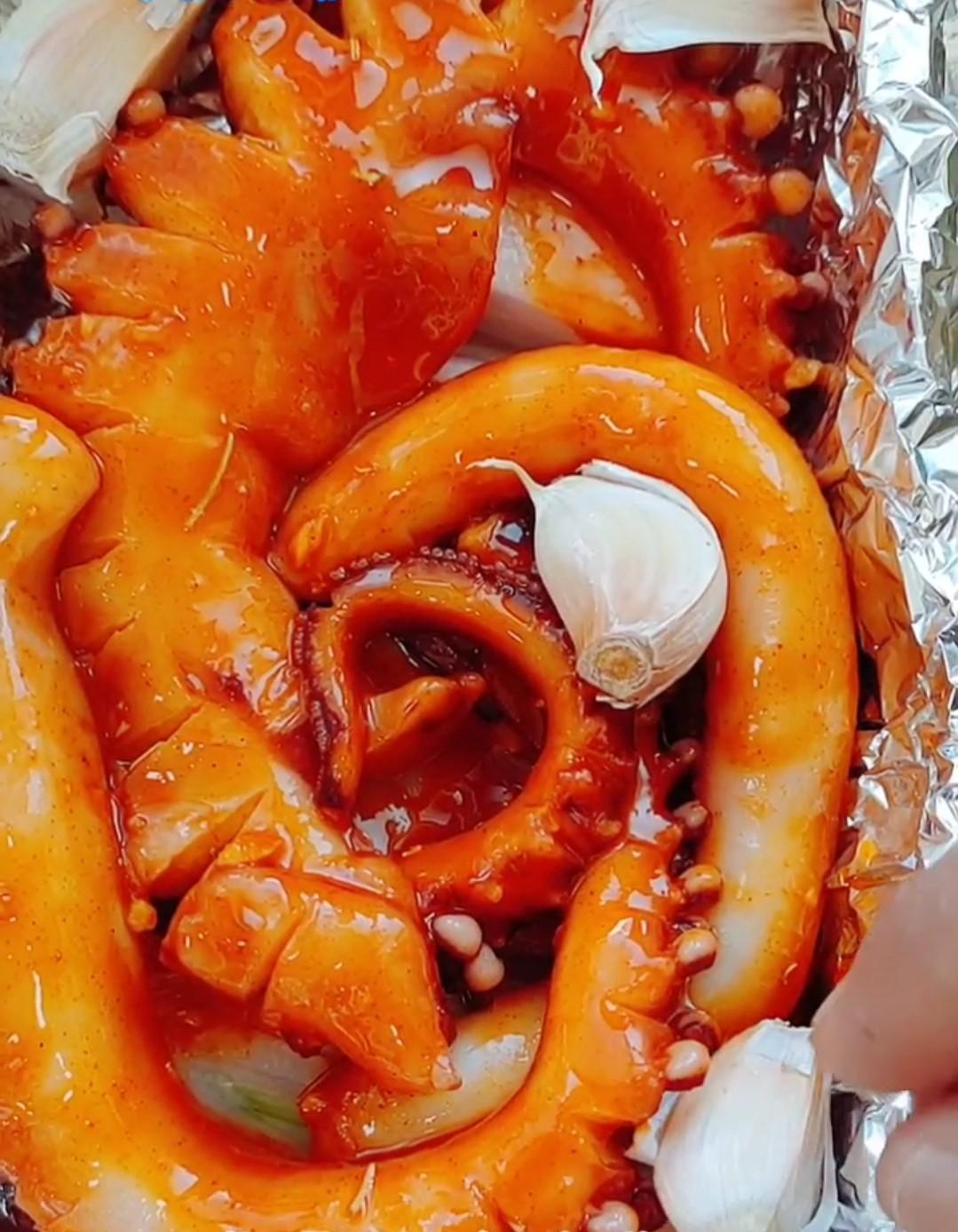 辣烤章魚足的做法-香辣味烤菜譜