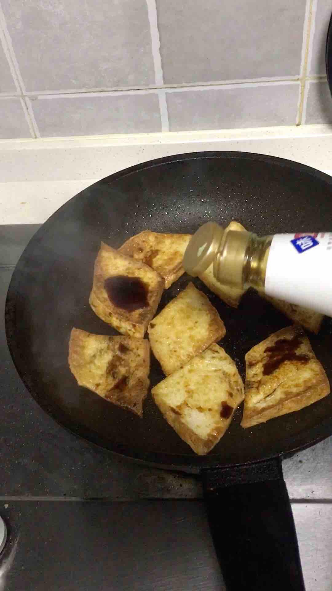 煎豆腐的做法-家常味煎菜譜