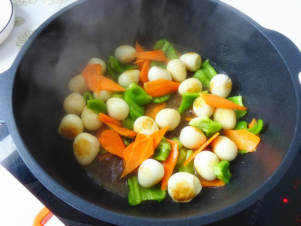 小炒鵪鶉蛋的做法-家常味炒菜譜