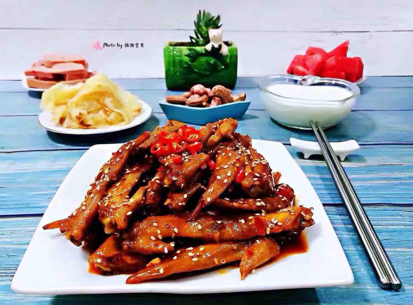 香辣雞翅尖的做法-香辣味燉菜譜-易網健康養生網 香辣雞翅尖的做法-香辣味燉菜譜