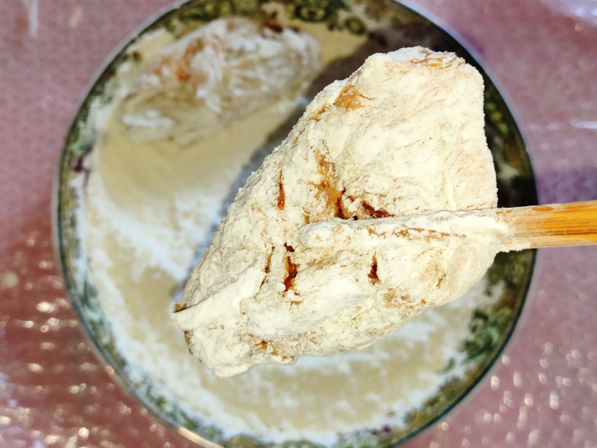 咬一口就愛不釋手的酥脆炸翅的做法-其它口味炸菜譜-易網(wǎng)健康養(yǎng)生網(wǎng) 咬一口就愛不釋手的酥脆炸翅的做法-其它口味炸菜譜