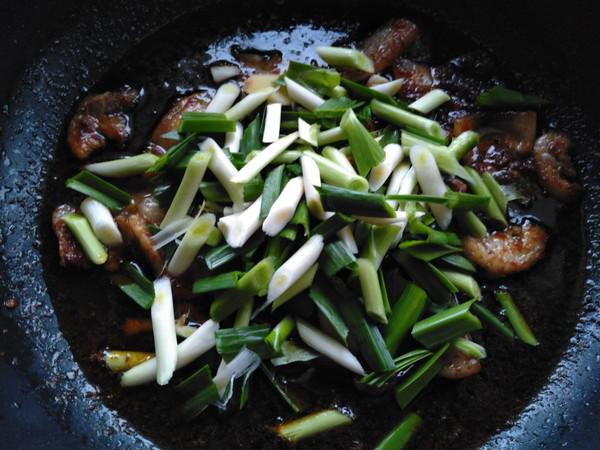 家常蒜苗回鍋肉的做法-家常味炒菜譜-易網健康養生網 家常蒜苗回鍋肉的做法-家常味炒菜譜