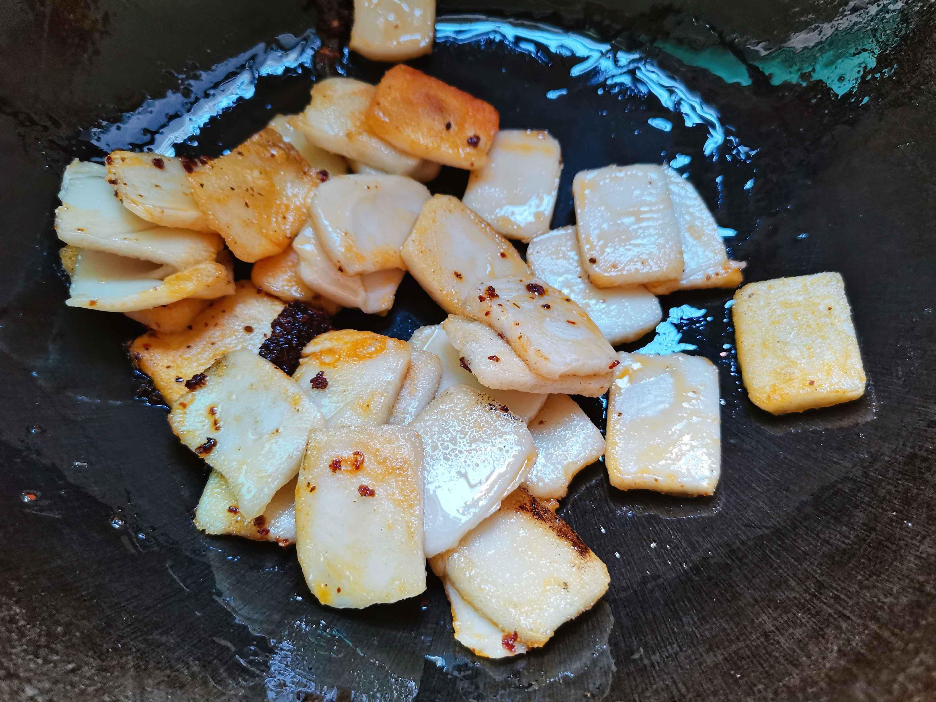 辣味年糕的做法-香辣味炒菜譜-易網(wǎng)健康養(yǎng)生網(wǎng) 辣味年糕的做法-香辣味炒菜譜