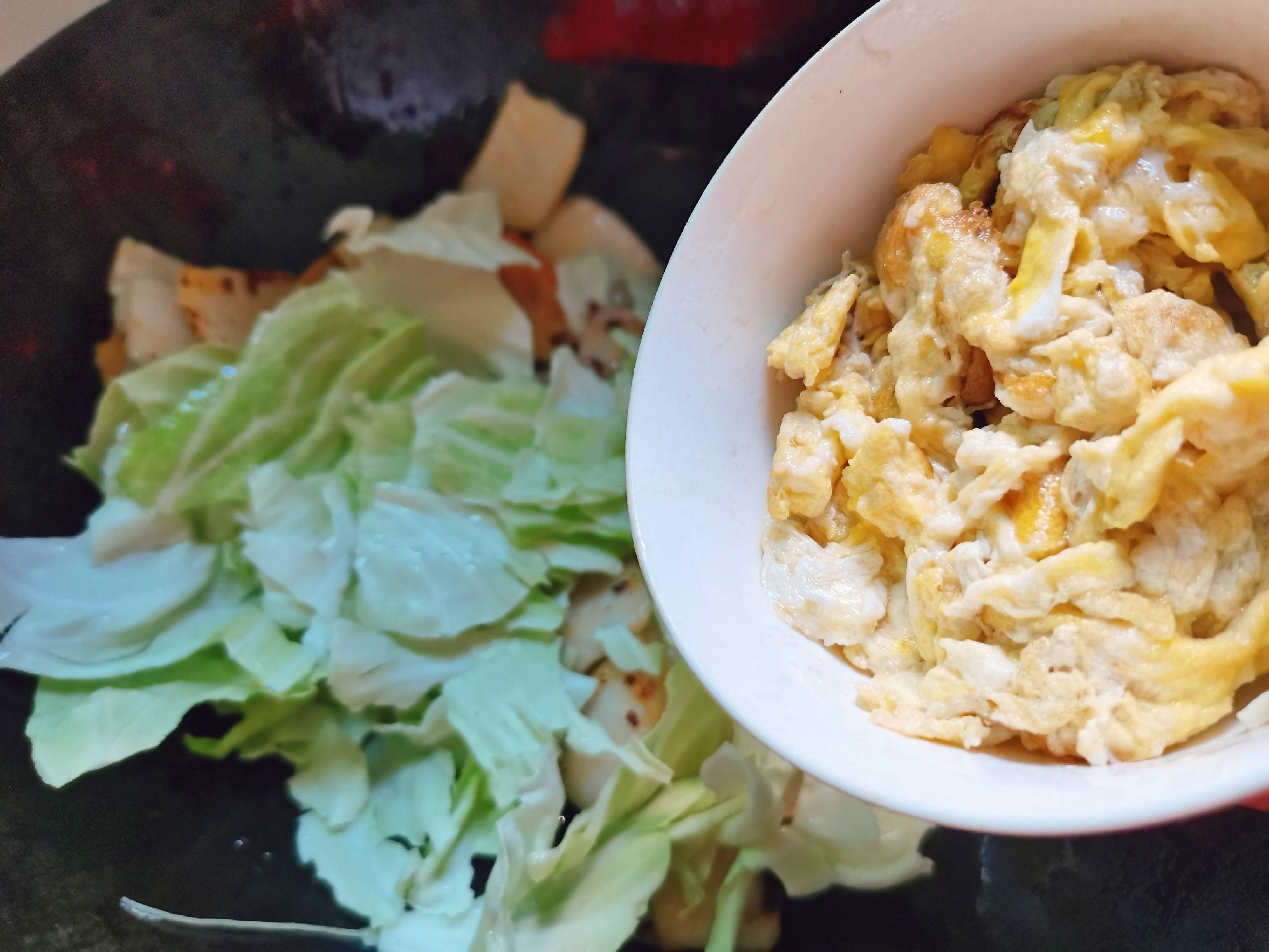 辣味年糕的做法-香辣味炒菜譜-易網(wǎng)健康養(yǎng)生網(wǎng) 辣味年糕的做法-香辣味炒菜譜