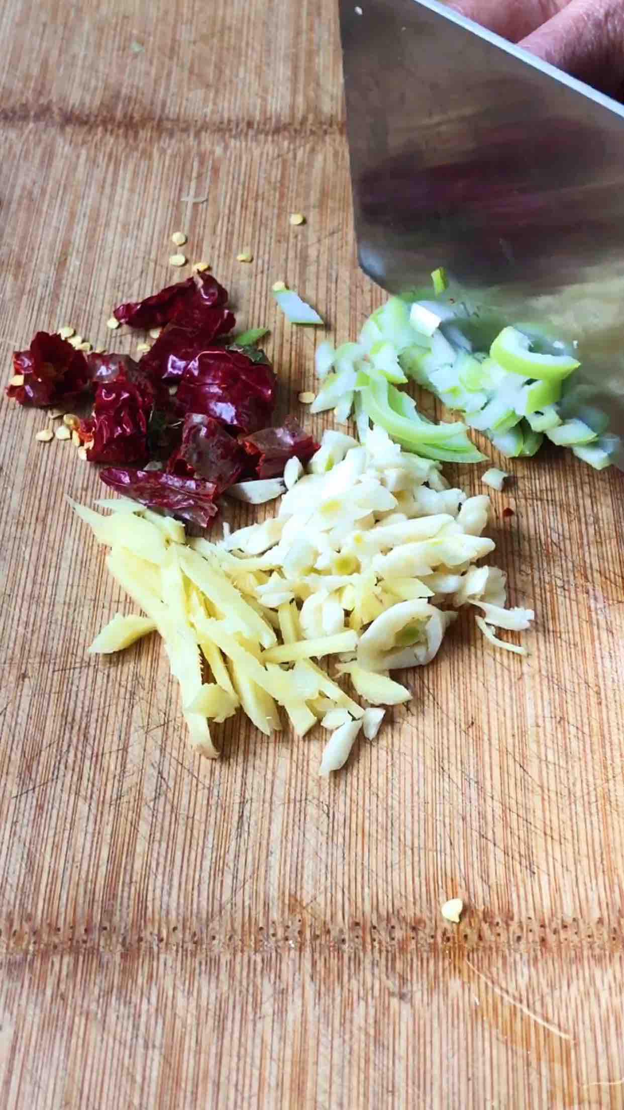 蘿卜絲炒蝦皮的做法-家常味炒菜譜-易網(wǎng)健康養(yǎng)生網(wǎng) 蘿卜絲炒蝦皮的做法-家常味炒菜譜