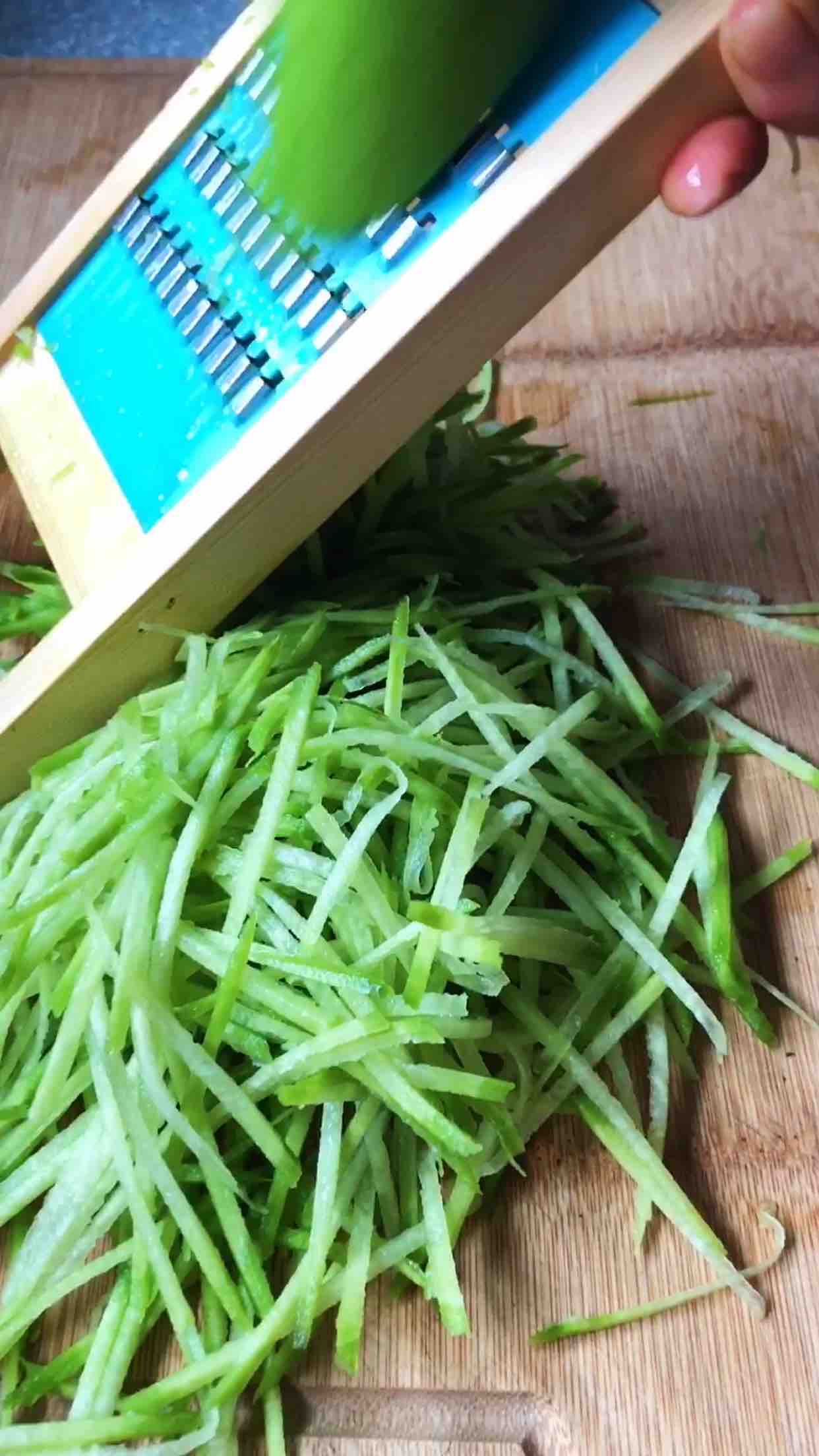 蘿卜絲炒蝦皮的做法-家常味炒菜譜-易網(wǎng)健康養(yǎng)生網(wǎng) 蘿卜絲炒蝦皮的做法-家常味炒菜譜