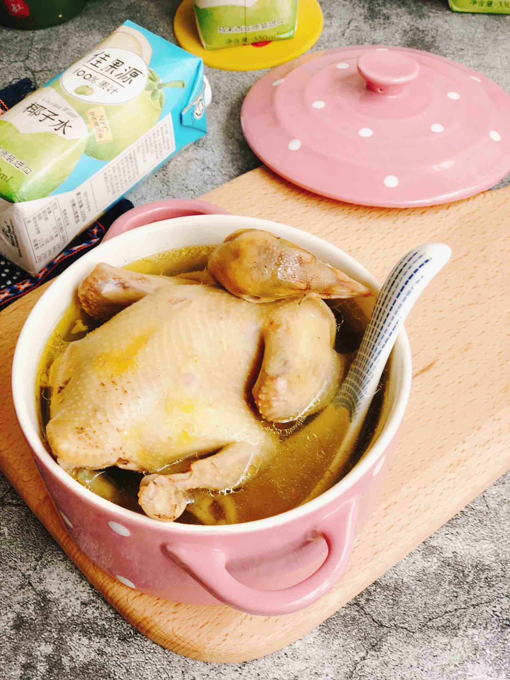 鮮甜美味的鴿子湯,這樣做滋補又養顏,冬天必備養生飲品!的做法-家常味燉菜譜-易網健康養生網 鮮甜美味的鴿子湯,這樣做滋補又養顏,冬天必備養生飲品!的做法-家常味燉菜譜