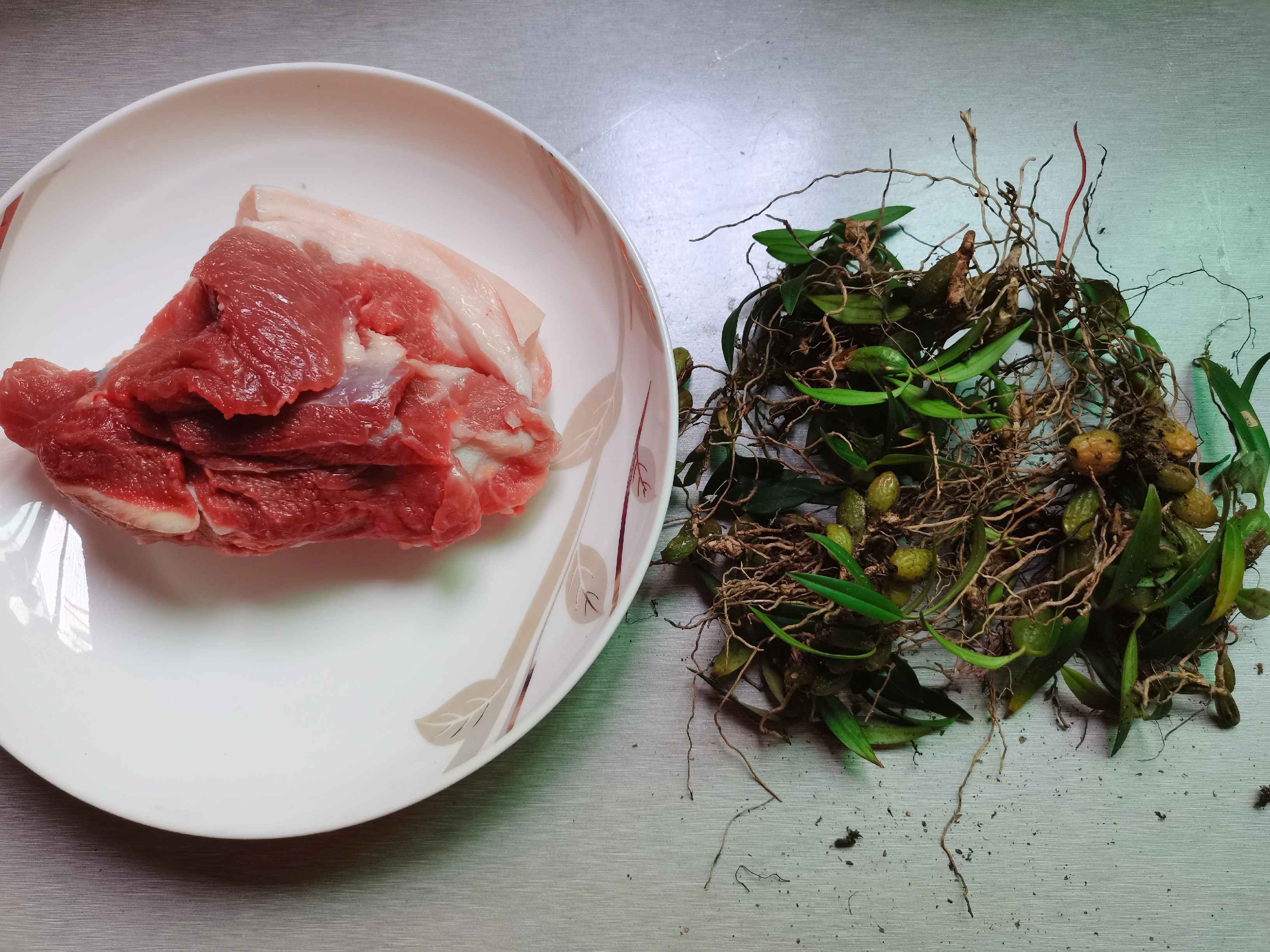 石橄欖燉肉的做法-家常味燉菜譜-易網<a href=http://www.xllyou.com/ target=_blank class=infotextkey>健康養生</a>網 石橄欖燉肉的做法-家常味燉菜譜