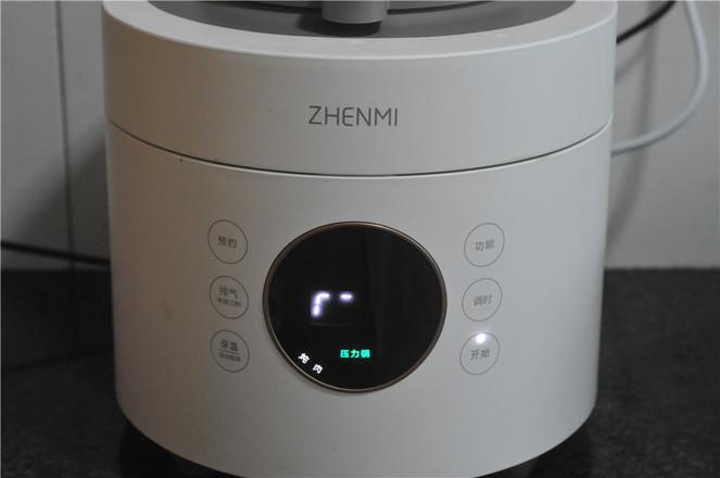 電飯鍋雞爪煲的做法-咸鮮味燒菜譜