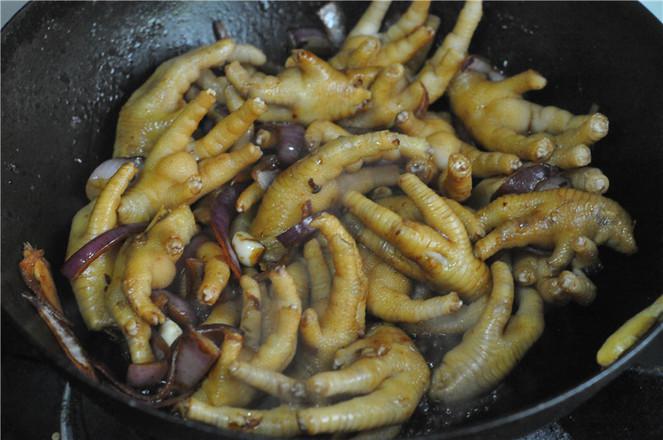 電飯鍋雞爪煲的做法-咸鮮味燒菜譜