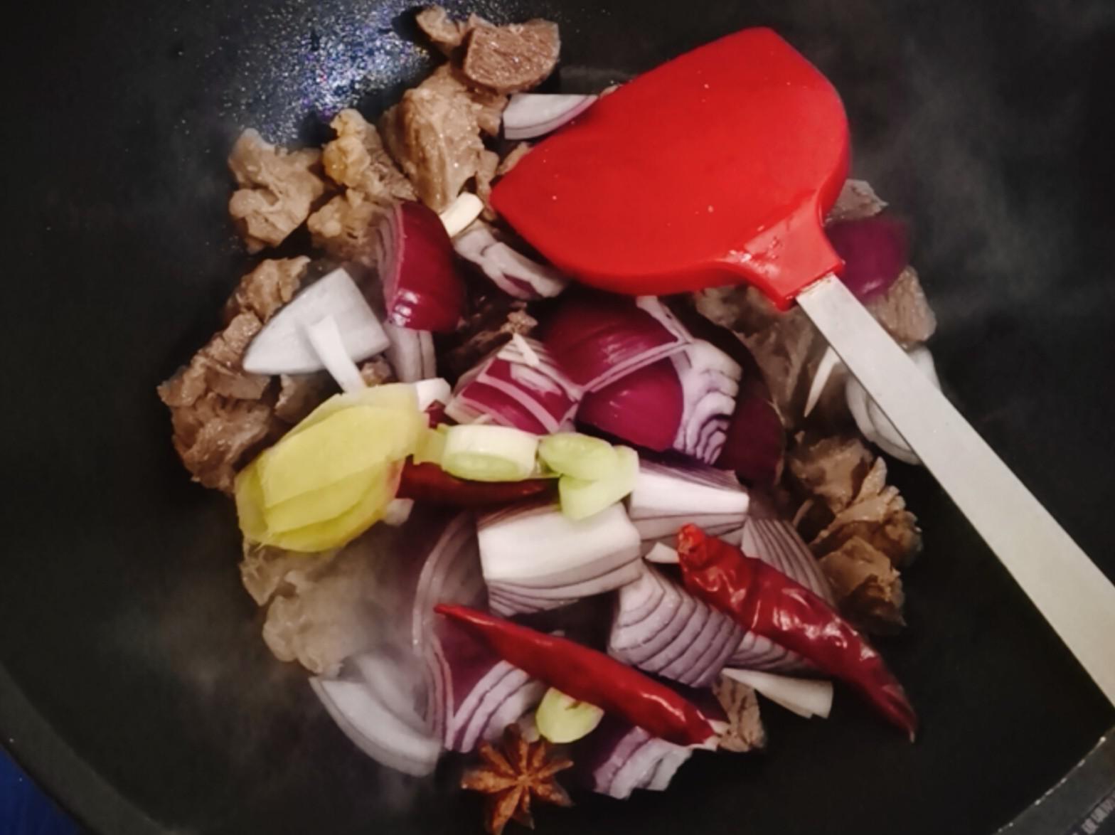 番茄紅燴牛肉的做法-茄汁味燴菜譜-易網健康養生網 番茄紅燴牛肉的做法-茄汁味燴菜譜