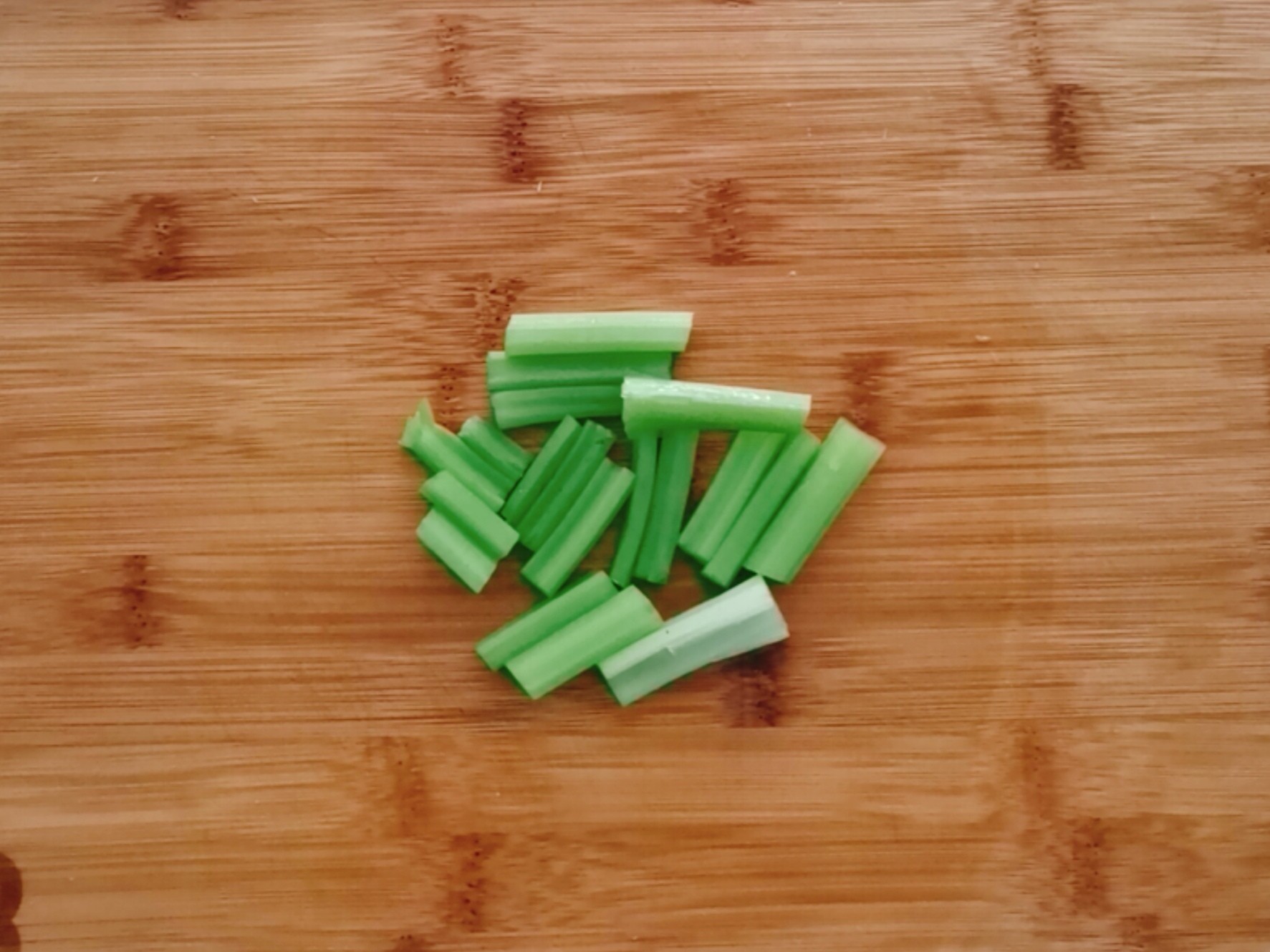 番茄紅燴牛肉的做法-茄汁味燴菜譜-易網<a href=http://www.xllyou.com/ target=_blank class=infotextkey>健康養生</a>網 番茄紅燴牛肉的做法-茄汁味燴菜譜