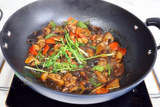 開胃下飯的黃燜雞的做法-醬香味燉菜譜-易網(wǎng)健康養(yǎng)生網(wǎng) 開胃下飯的黃燜雞的做法-醬香味燉菜譜