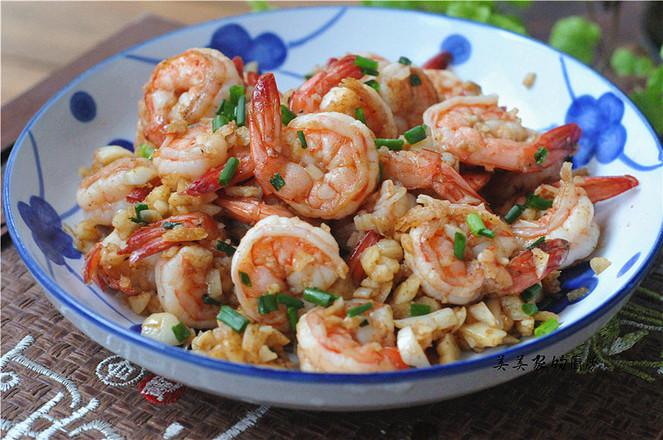 蒜香黃油蝦的做法-蒜香味炒菜譜