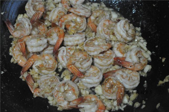 蒜香黃油蝦的做法-蒜香味炒菜譜