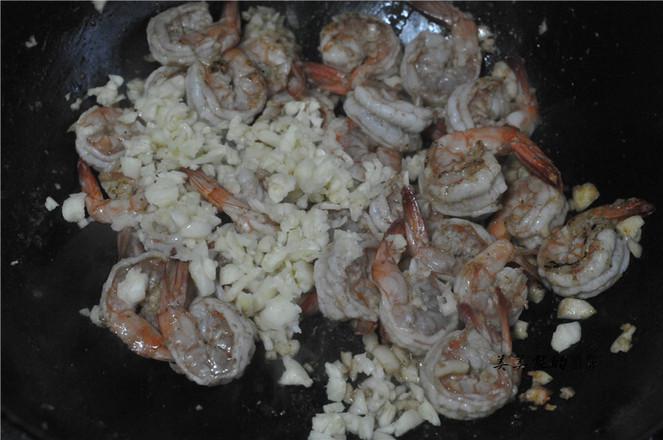 蒜香黃油蝦的做法-蒜香味炒菜譜