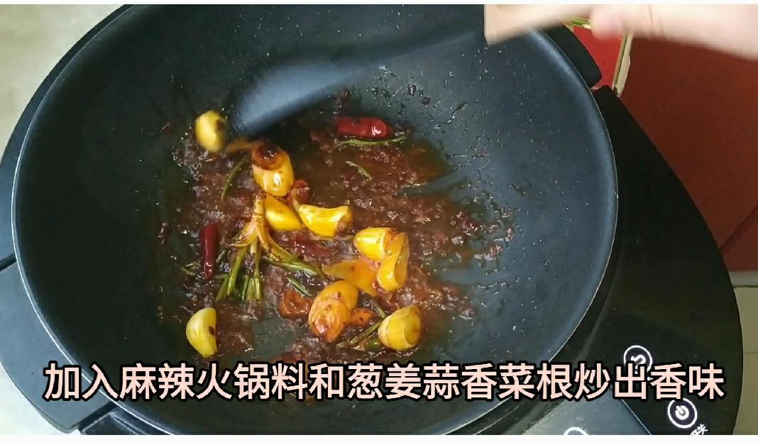 麻辣土豆雞的做法-香辣味炒菜譜-易網健康養生網 麻辣土豆雞的做法-香辣味炒菜譜