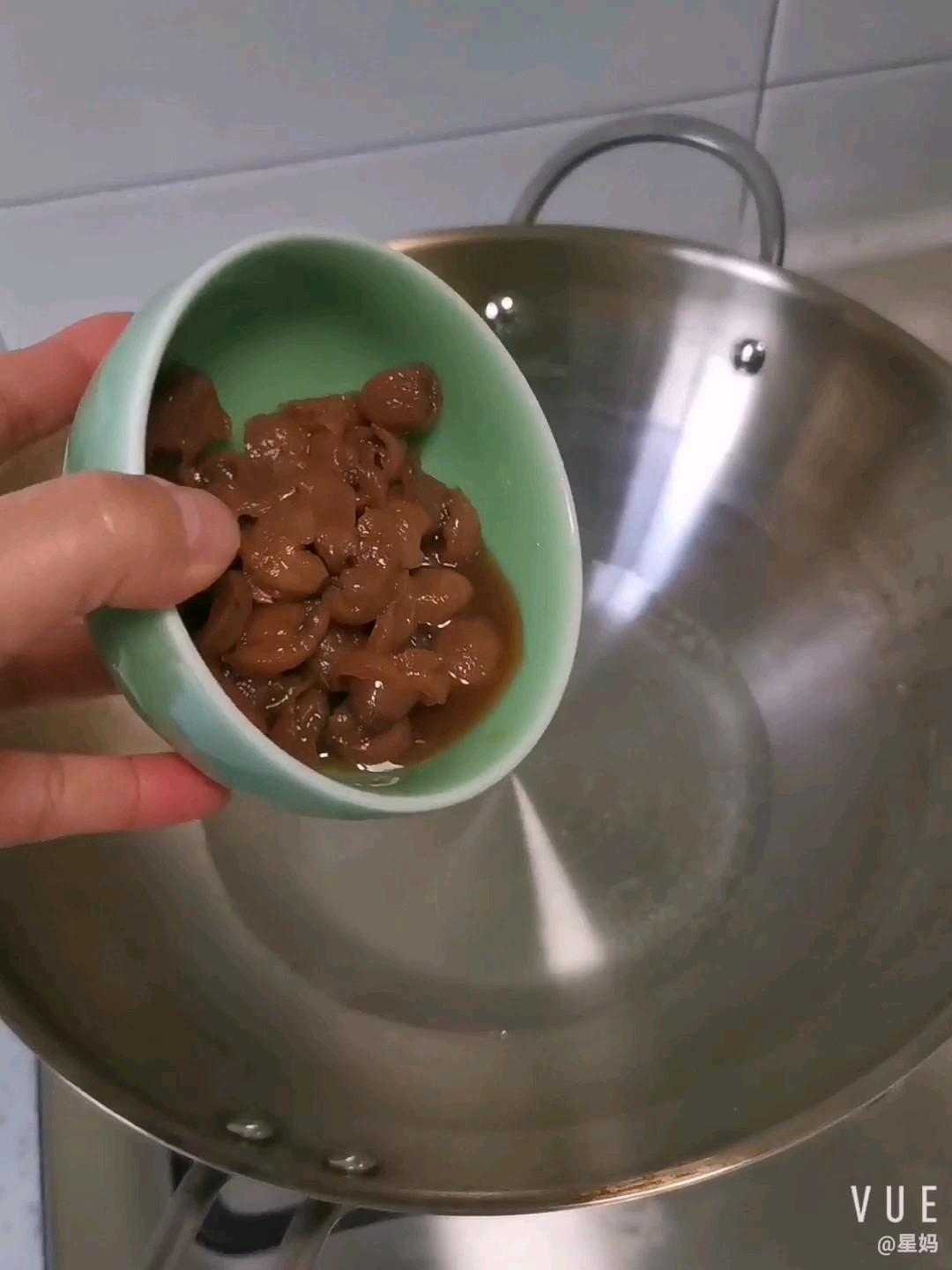 椰汁桂圓燒蛋的做法-甜味燒菜譜-易網健康養生網 椰汁桂圓燒蛋的做法-甜味燒菜譜