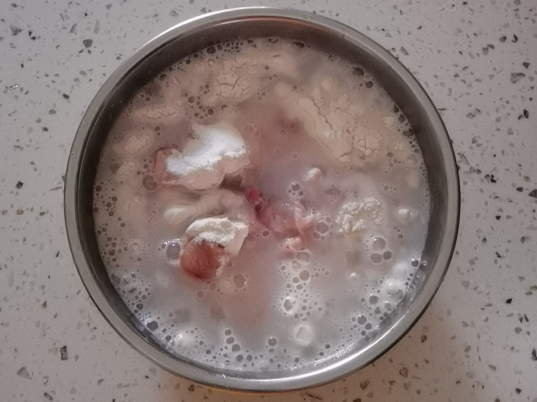 懶人版蔥油雞腿，做法簡單，鮮嫩多汁超下飯的做法-咸鮮味燉菜譜