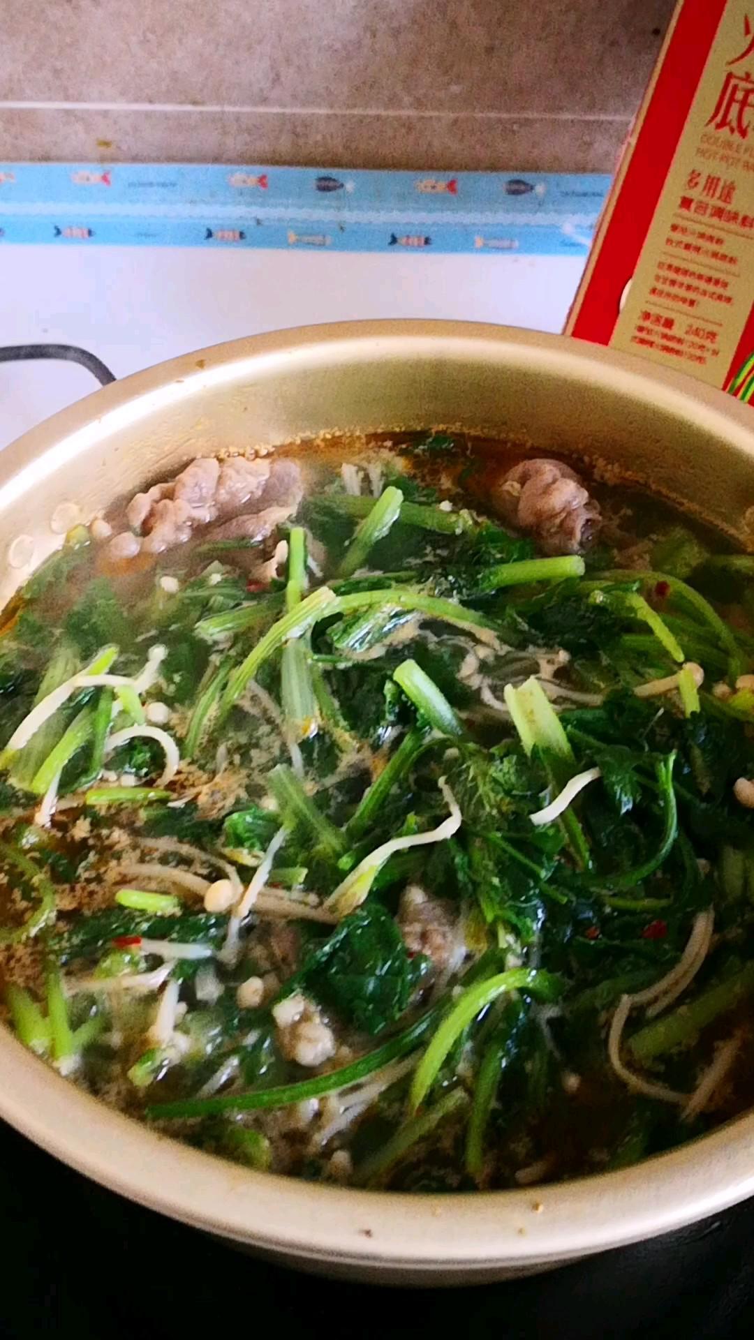 蔬菜火鍋的做法-香辣味煮菜譜