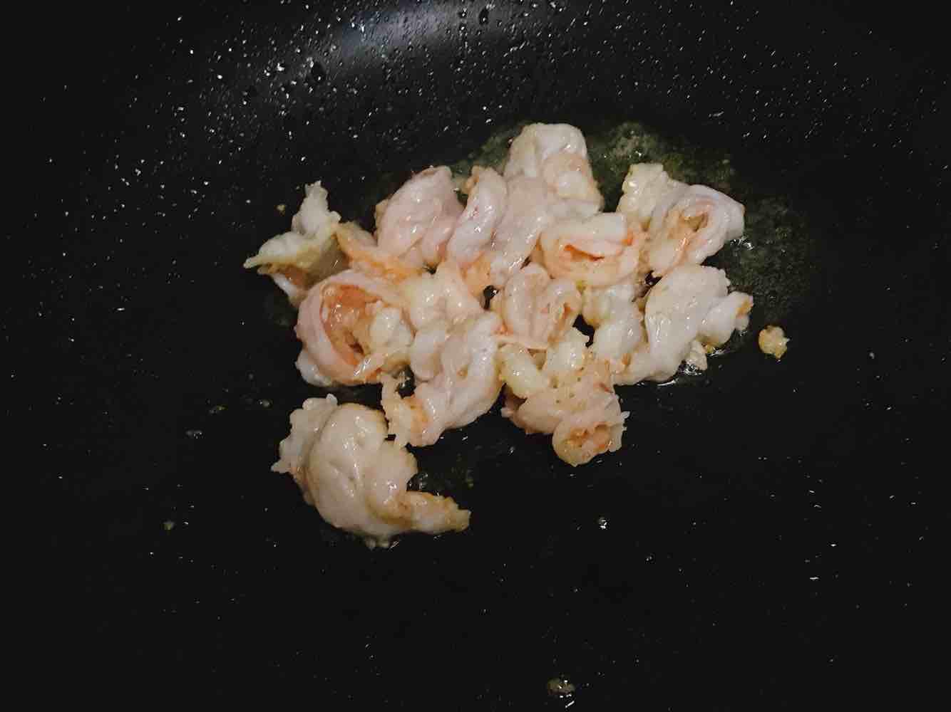 酸甜開胃的菠蘿蝦球~的做法-酸甜味炒菜譜-易網健康養生網 酸甜開胃的菠蘿蝦球~的做法-酸甜味炒菜譜