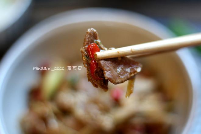 香嫩炒豬肝的做法-家常味炒菜譜-易網健康養生網 香嫩炒豬肝的做法-家常味炒菜譜