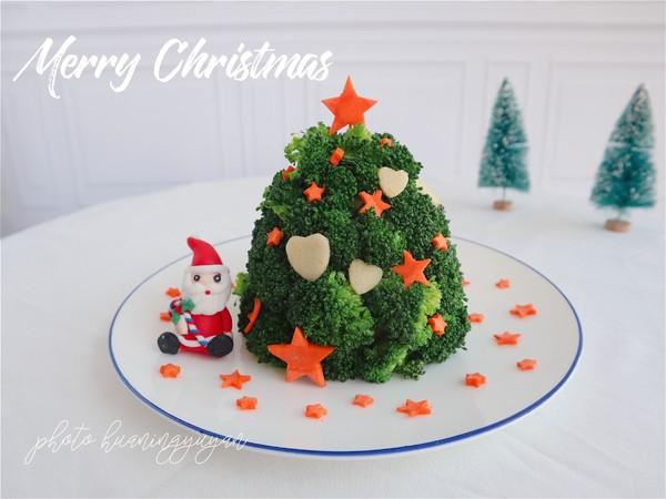 西藍花圣誕樹的做法-家常味蒸菜譜-易網健康養生網 西藍花圣誕樹的做法-家常味蒸菜譜