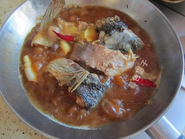 清燉鯉魚的做法-香辣味燉菜譜-易網健康養生網 清燉鯉魚的做法-香辣味燉菜譜
