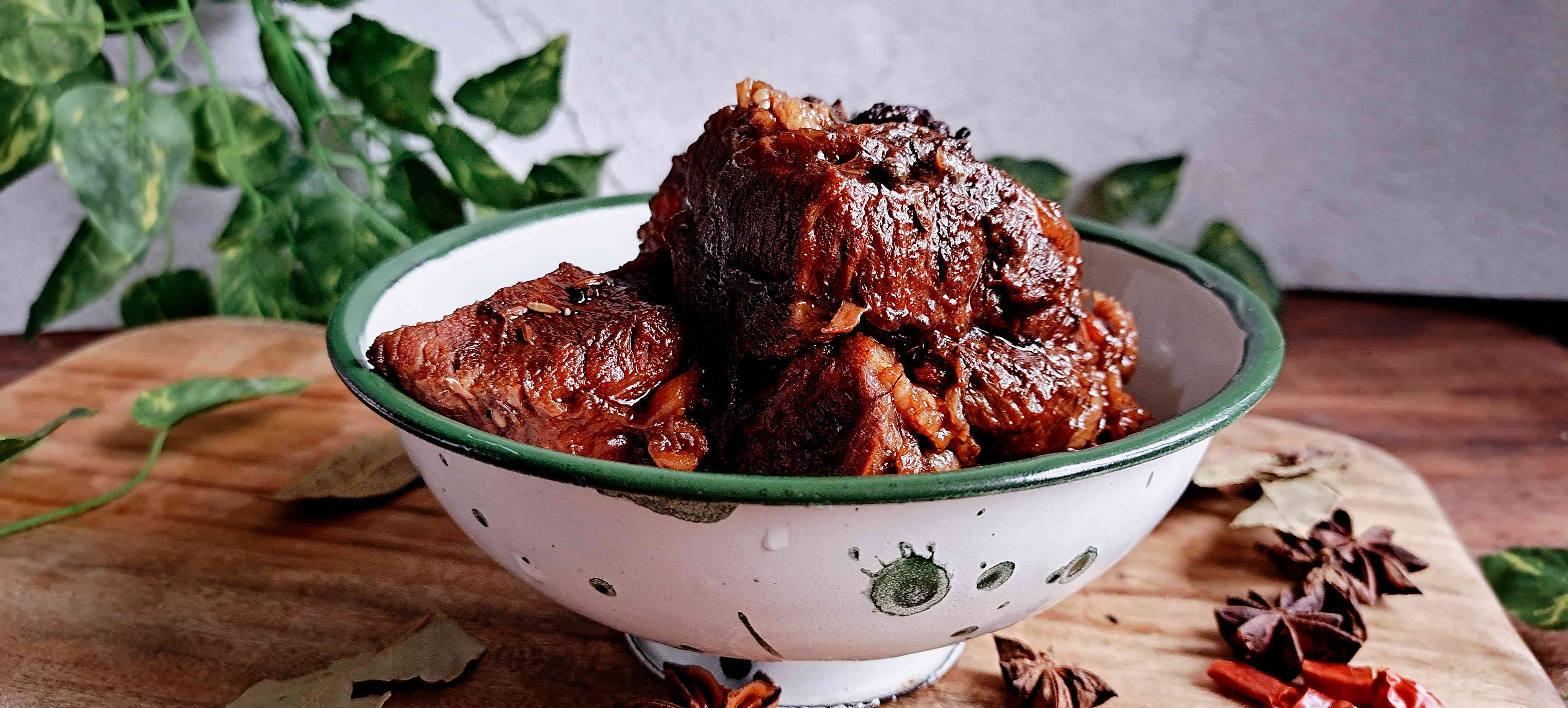 #冬至大如年#冬至進補多吃牛肉,懶人做法…鹵牛肉的做法-五香味鹵菜譜-易網健康養生網 #冬至大如年#冬至進補多吃牛肉,懶人做法…鹵牛肉的做法-五香味鹵菜譜