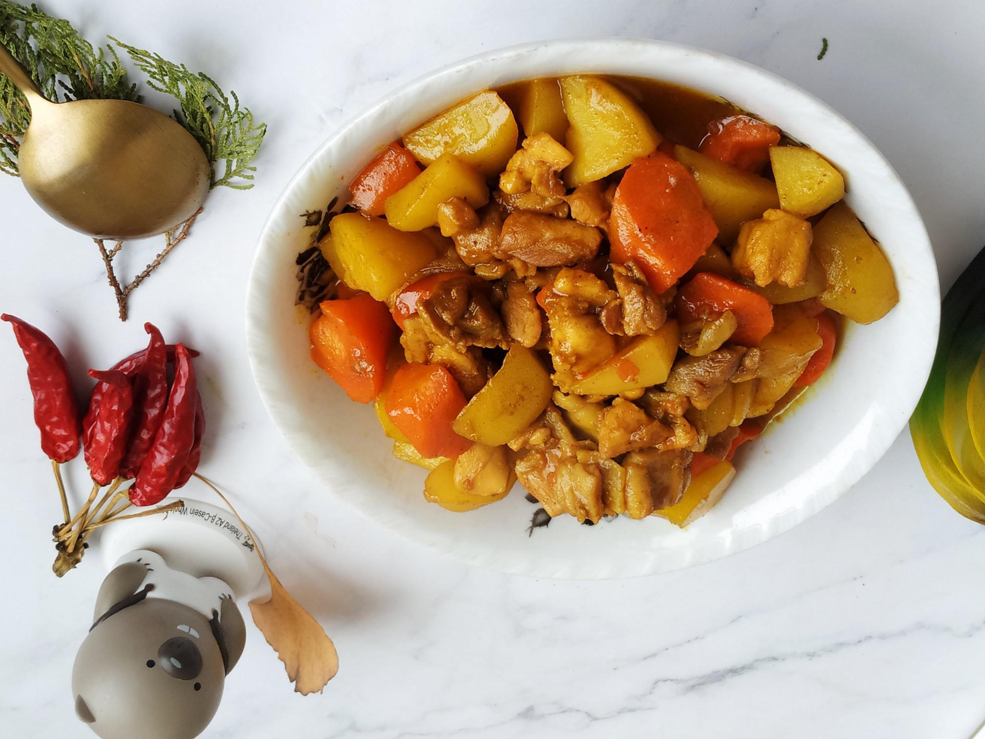 冬季，這菜燉1鍋，熱乎養分足好味道的做法-咖喱味燉菜譜