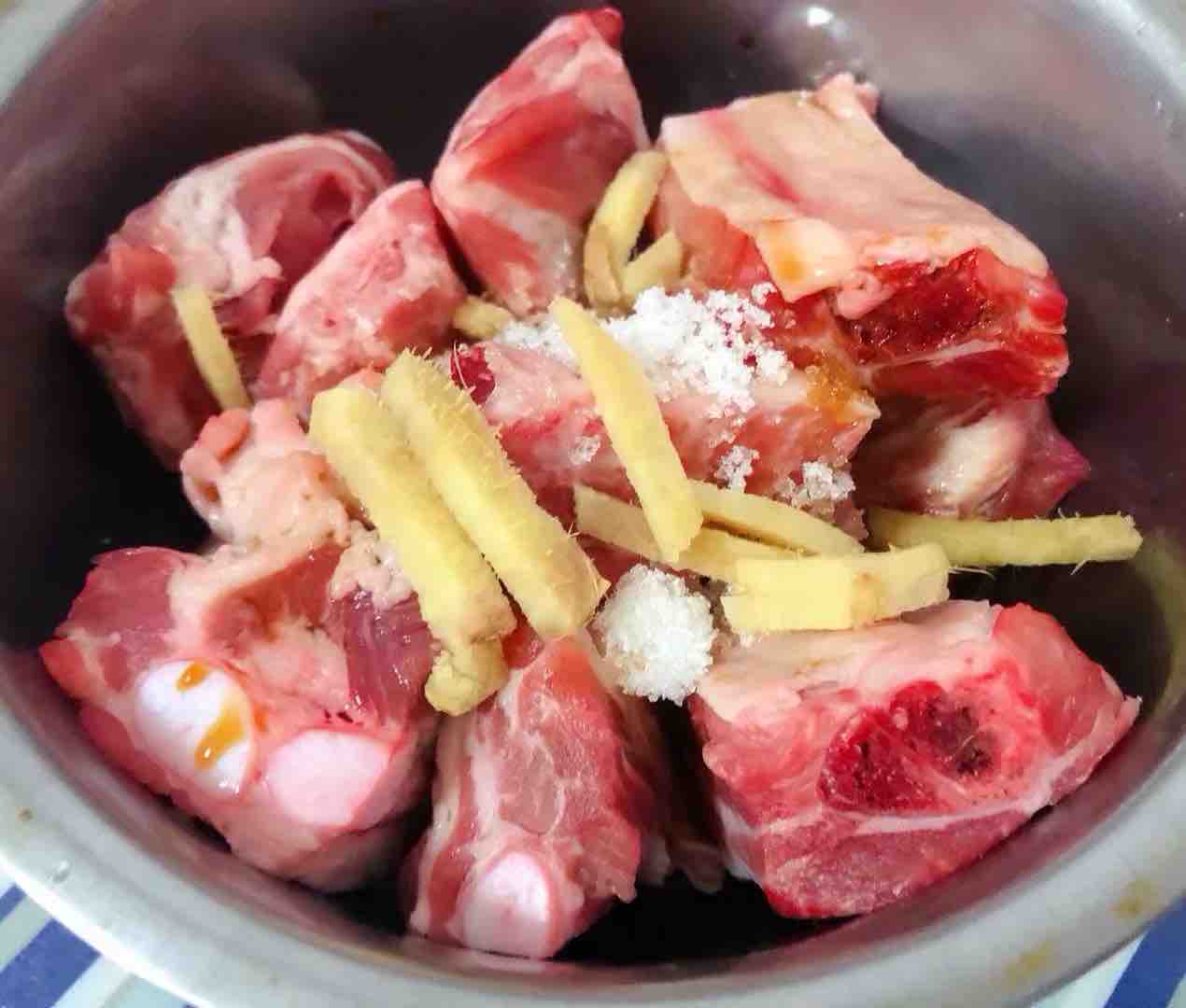 糯米排骨蒸玉米的做法-咸鮮味蒸菜譜-易網健康養生網 糯米排骨蒸玉米的做法-咸鮮味蒸菜譜