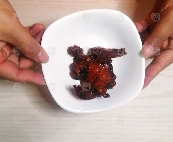 呷哺呷哺版干鍋麻辣藕片的做法-麻辣味干鍋菜譜-易網<a href=http://www.xllyou.com/ target=_blank class=infotextkey>健康養生</a>網 呷哺呷哺版干鍋麻辣藕片的做法-麻辣味干鍋菜譜