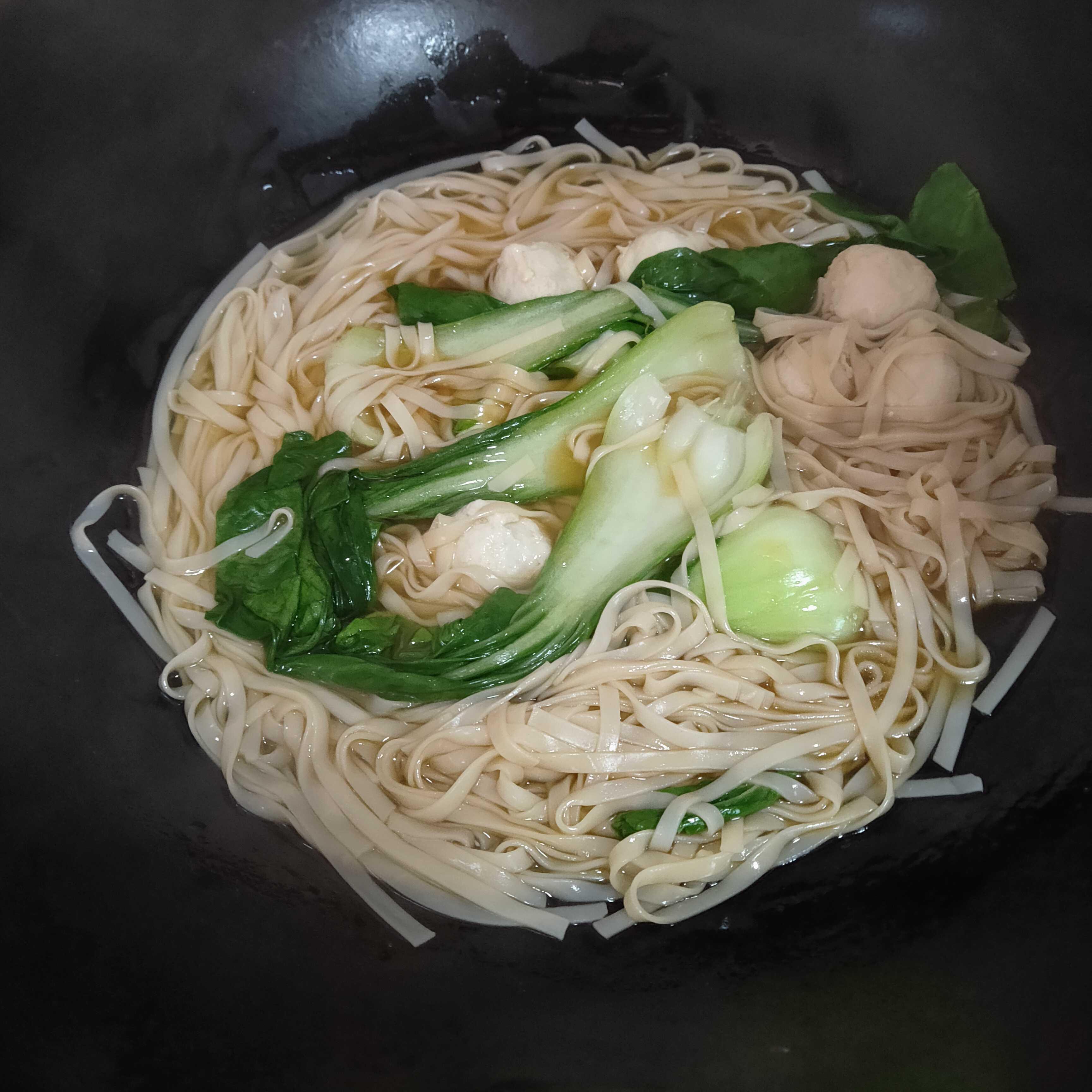 麻油雞汁面的做法-家常味煮菜譜