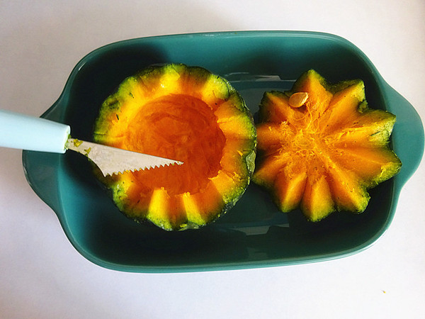 南瓜紅棗蒸蛋的做法-家常味蒸菜譜-易網(wǎng)<a href=http://www.xllyou.com/ target=_blank class=infotextkey>健康養(yǎng)生</a>網(wǎng) 南瓜紅棗蒸蛋的做法-家常味蒸菜譜