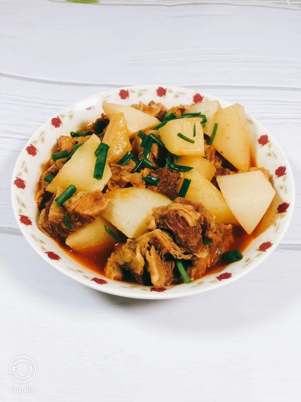 小寒進補---牛腩燉蘿卜的做法-醬香味燉菜譜-易網健康養生網 小寒進補---牛腩燉蘿卜的做法-醬香味燉菜譜