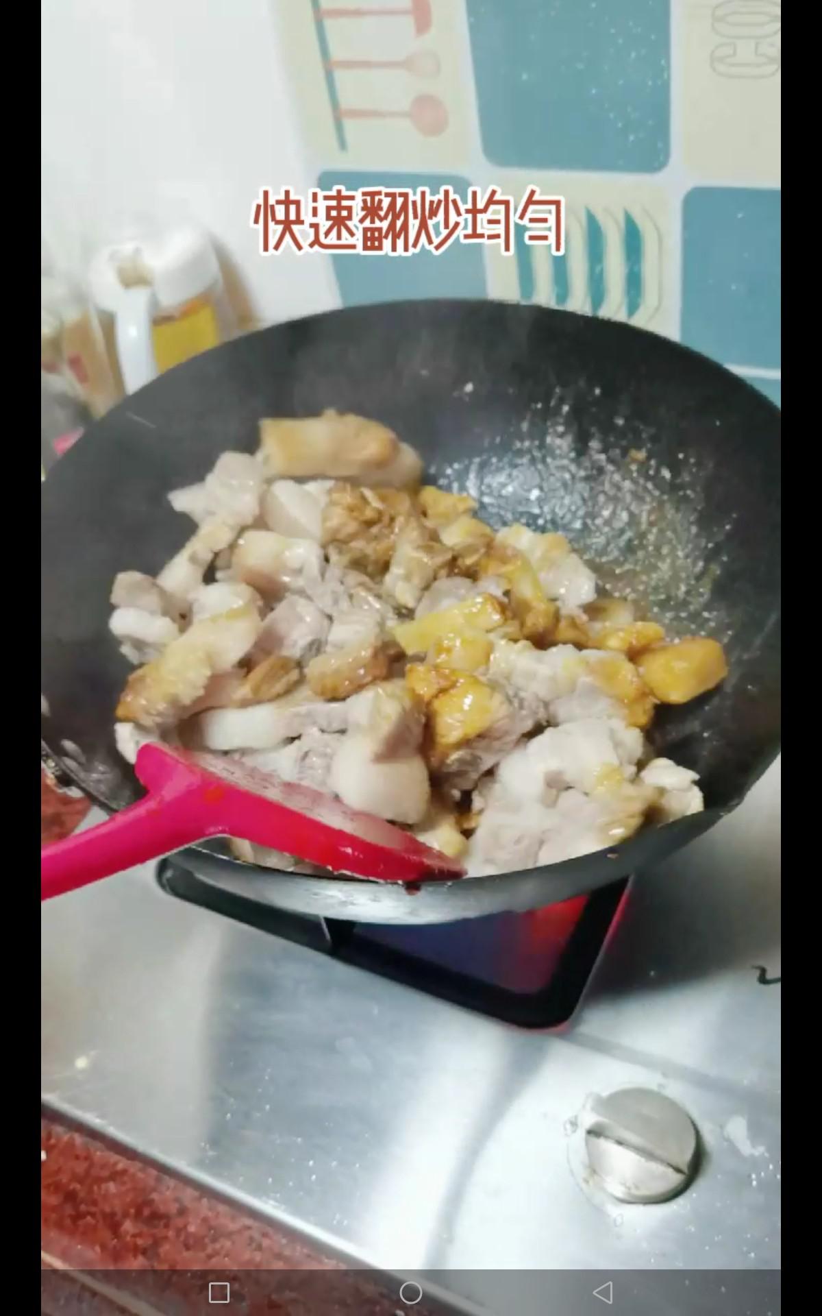 紅燒排骨五花肉的做法-咸鮮味燒菜譜-易網健康養生網 紅燒排骨五花肉的做法-咸鮮味燒菜譜