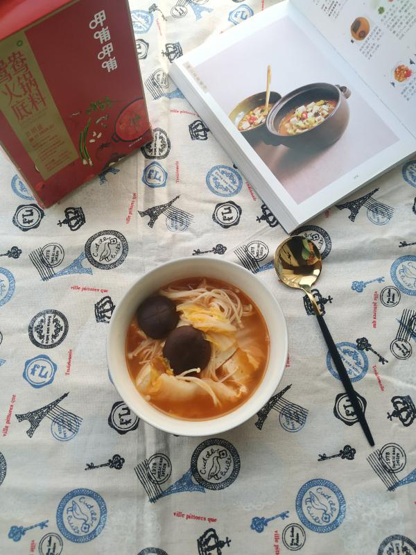 關(guān)東煮也可以這樣做,好吃不胖冬日暖暖の番茄素什錦暖鍋的做法-茄汁味煮菜譜-易網(wǎng)健康養(yǎng)生網(wǎng) 關(guān)東煮也可以這樣做,好吃不胖冬日暖暖の番茄素什錦暖鍋的做法-茄汁味煮菜譜