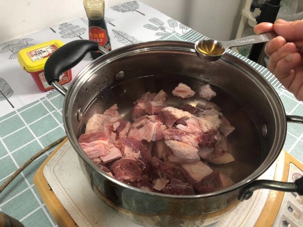 小寒進補---牛腩燉蘿卜的做法-醬香味燉菜譜-易網健康養生網 小寒進補---牛腩燉蘿卜的做法-醬香味燉菜譜