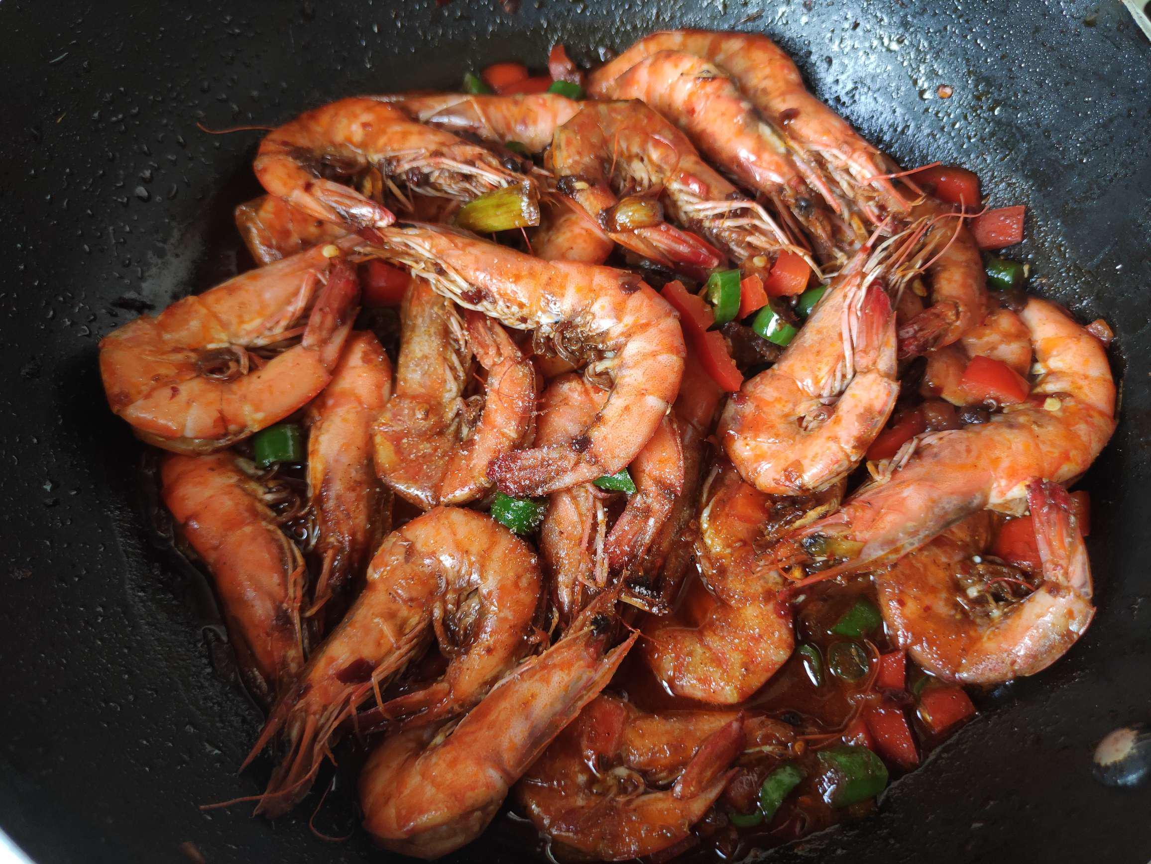 超好吃家常菜,香辣蝦美食菜譜的做法-香辣味炒菜譜-易網健康養生網 超好吃家常菜,香辣蝦美食菜譜的做法-香辣味炒菜譜