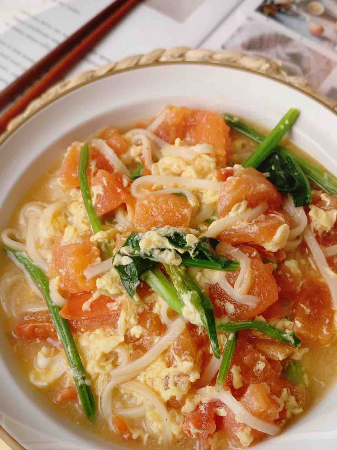 番茄雞蛋濃湯面的做法-家常味煮菜譜-易網健康養(yǎng)生網 番茄雞蛋濃湯面的做法-家常味煮菜譜