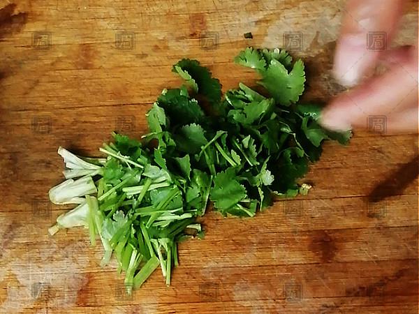 鴨血粉絲湯的做法-咸鮮味煮菜譜