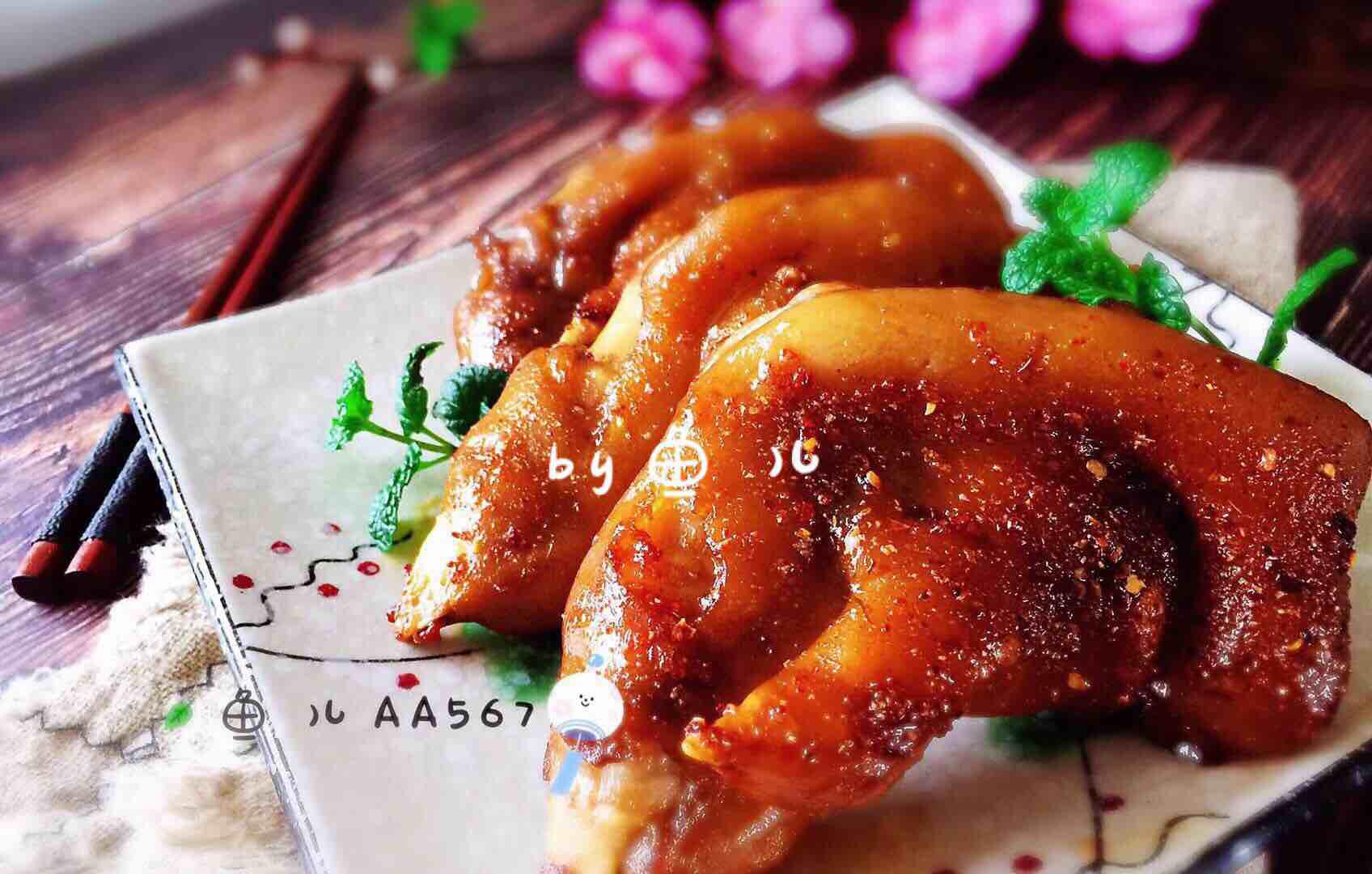 烤豬蹄的做法-香辣味烤菜譜