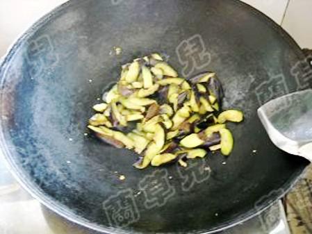 烤鴨燒茄子的做法-家常味燒菜譜-易網健康養生網 烤鴨燒茄子的做法-家常味燒菜譜