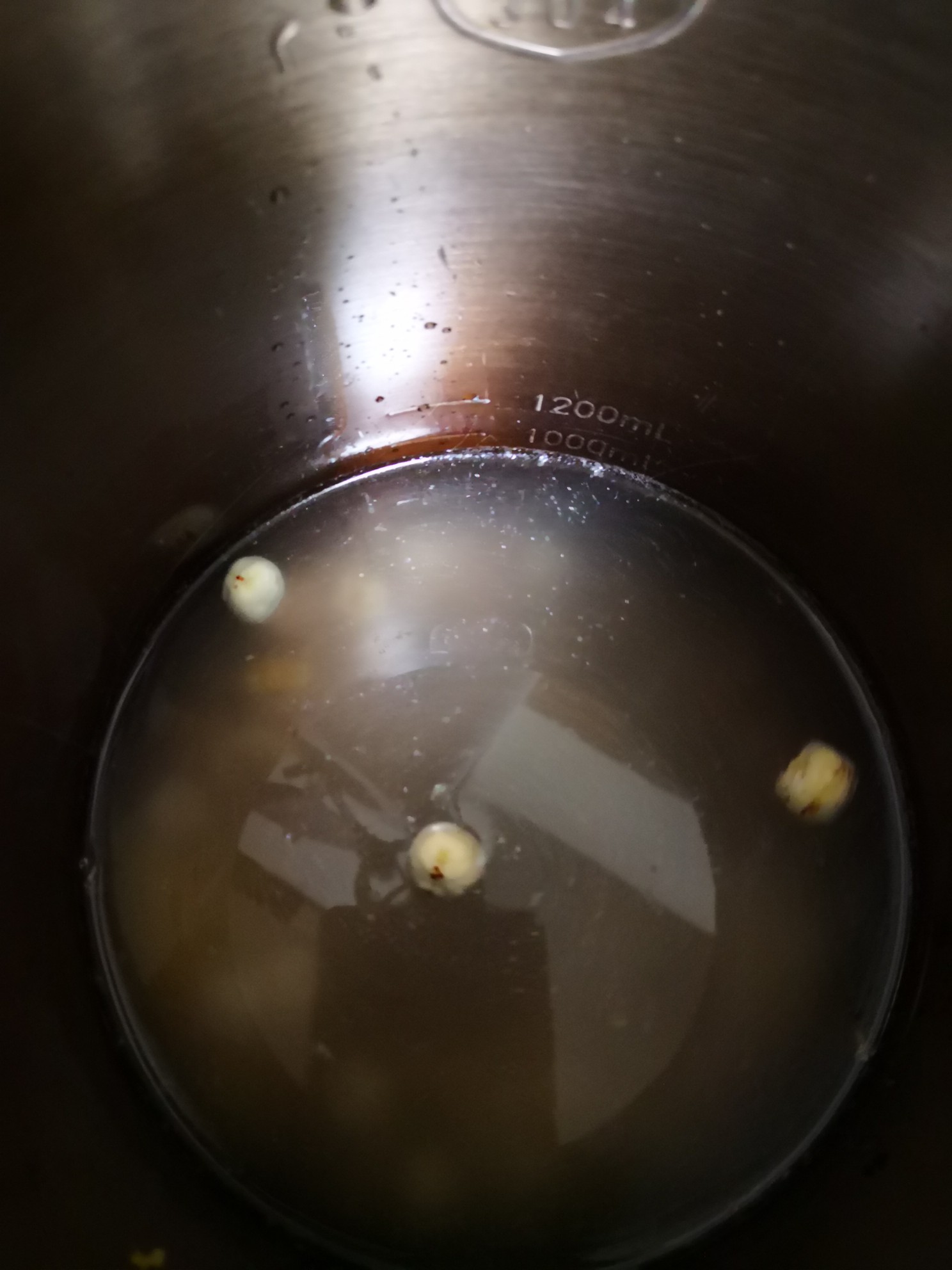 蓮子牛肉羹的做法-家常味榨汁菜譜