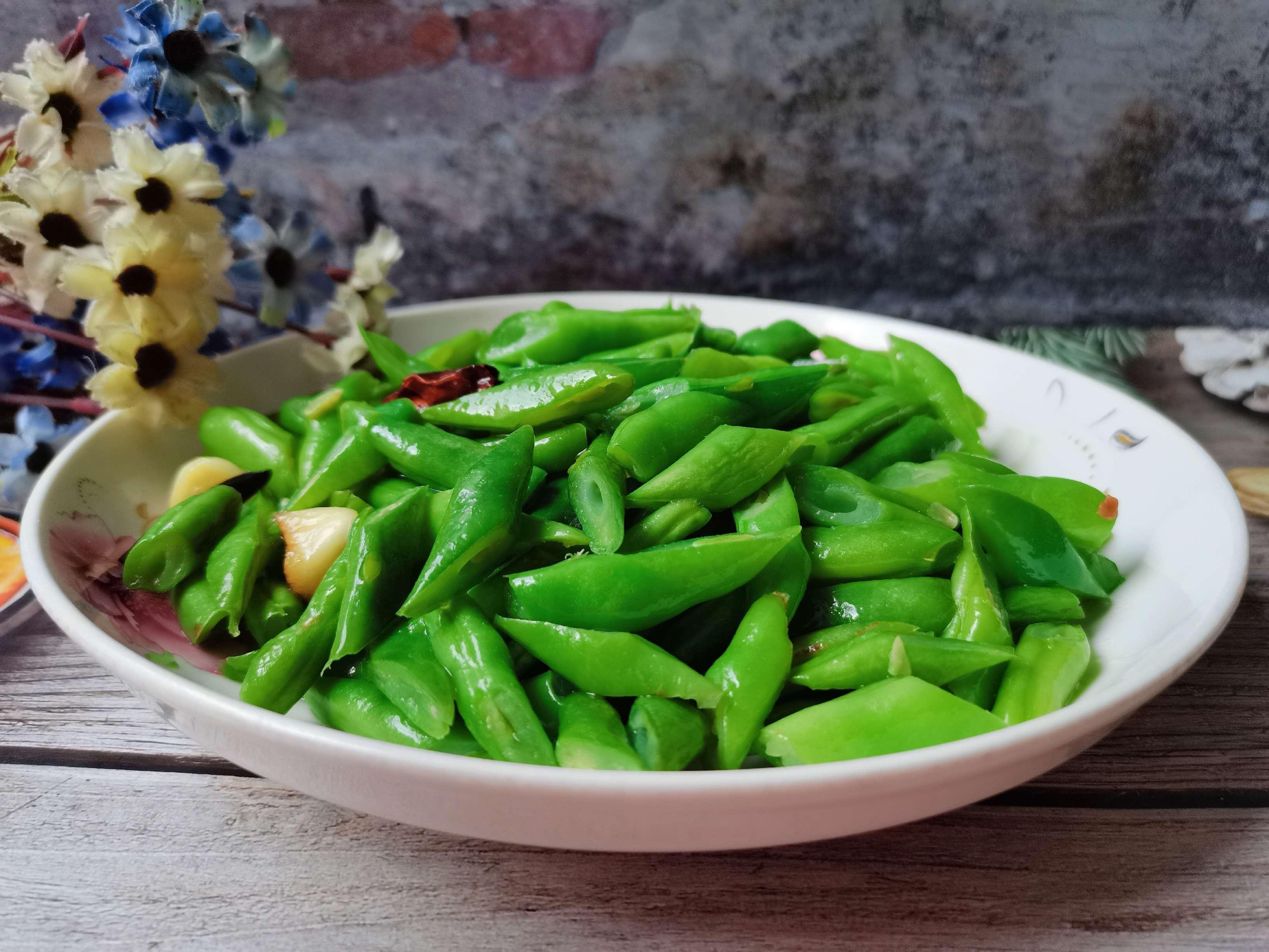清炒四季豆的做法-家常味炒菜譜-易網健康養生網 清炒四季豆的做法-家常味炒菜譜