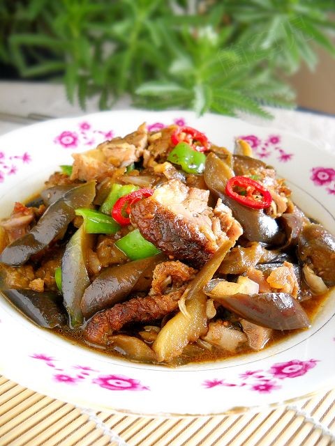 烤鴨燒茄子的做法-家常味燒菜譜-易網健康養生網 烤鴨燒茄子的做法-家常味燒菜譜